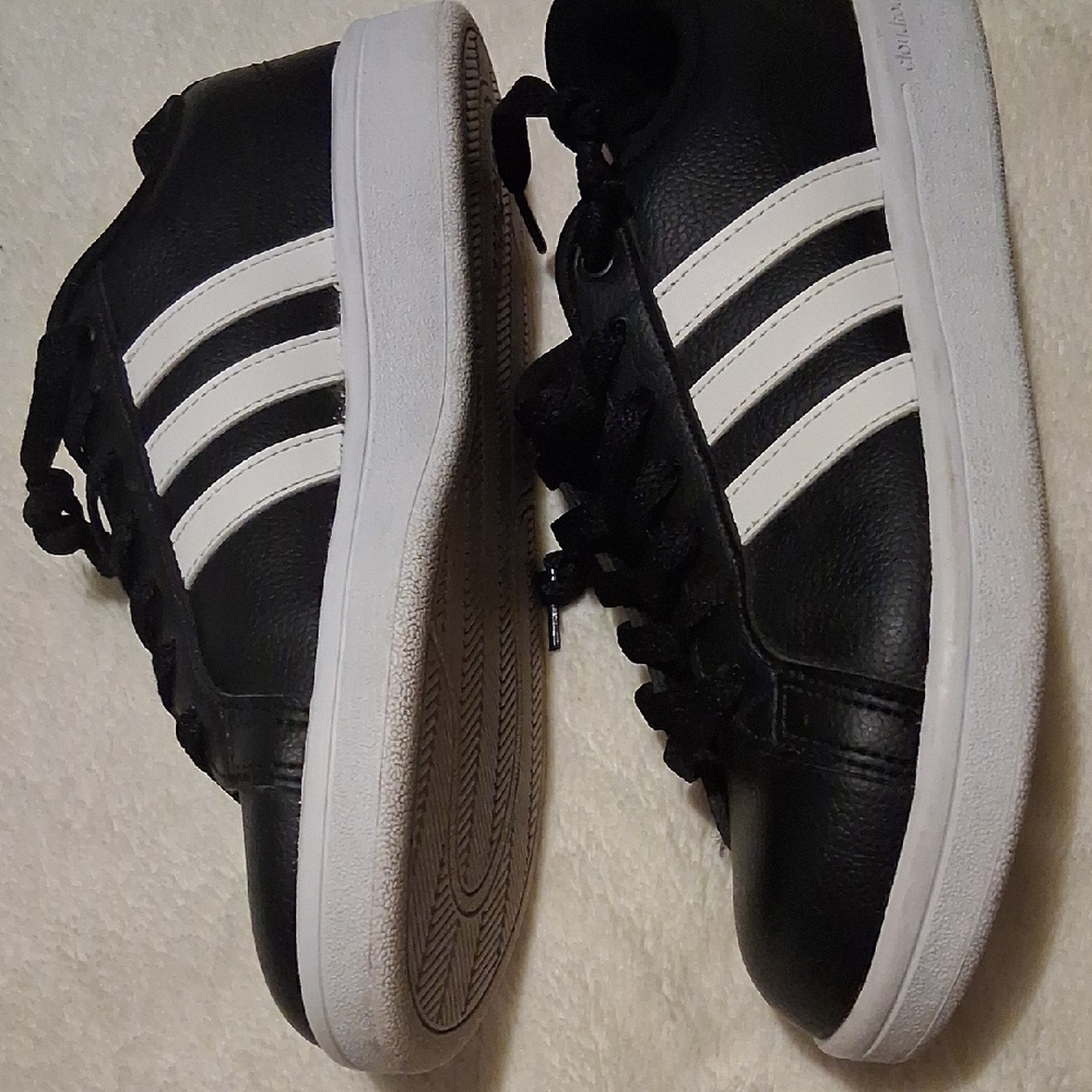 Adidas Women's Grand Court 2.0 Shoes - Picture 3 of 6